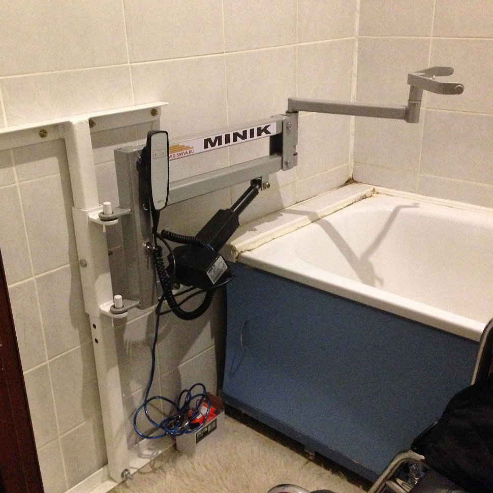 MINIK - подъемник для инвалидов для ванны и ванных комнат с электроприводом, облегчает уход за больными и пожилыми, решаая весь комплекс задач, связанных с перемещением маломобильных граждан. Подробнее: https://minik-s.ru/podyomnik-dlya-basseyn/podyomnik-v-vannu/